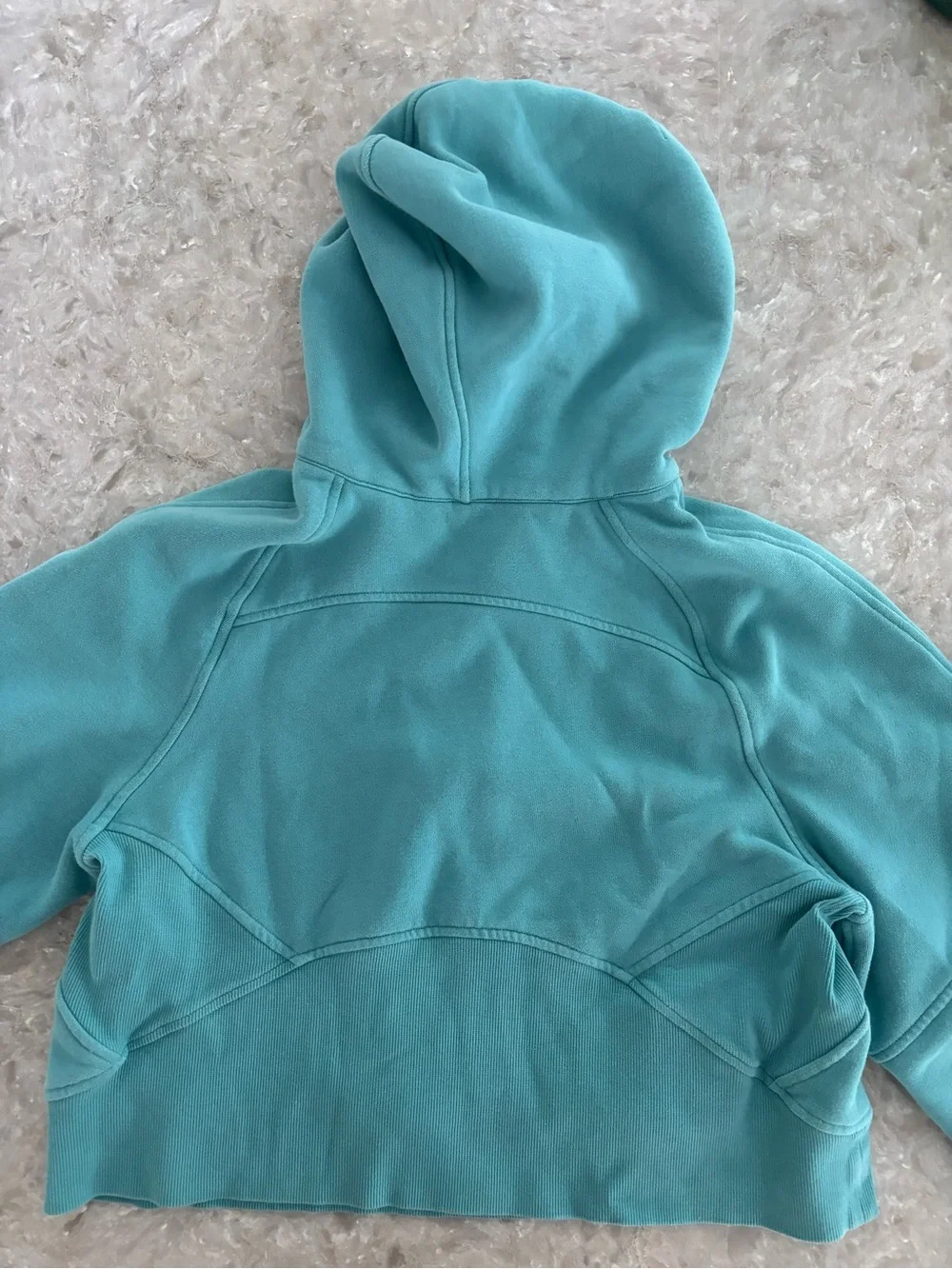 lululemon athletica teal Scuba cropped hoodie